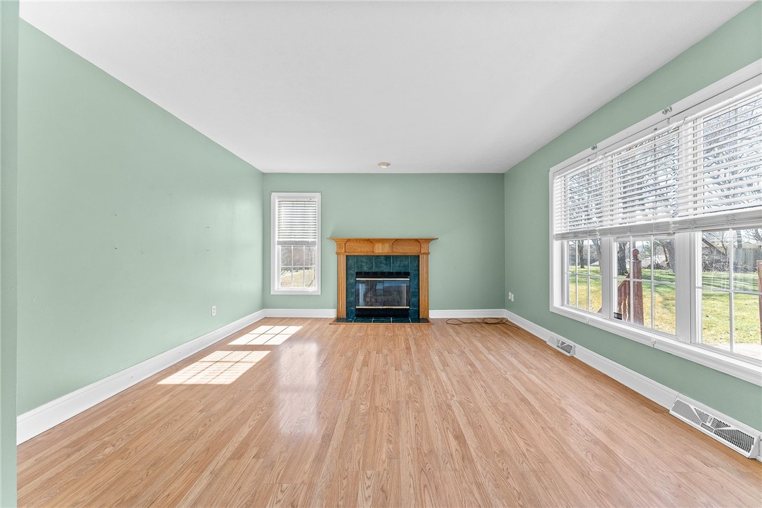 380 Rolling Hills Rd