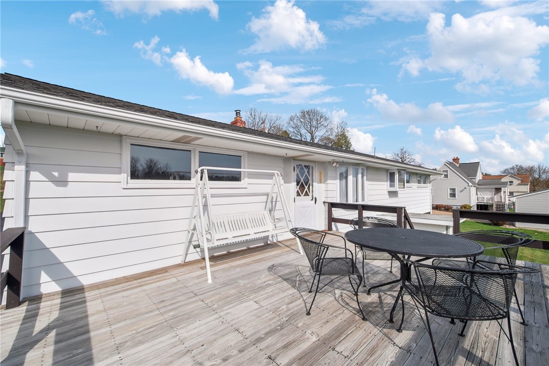1144 West Laurel Circle
