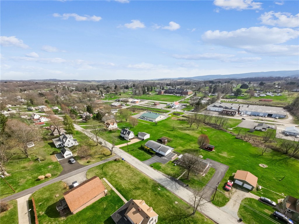 1144 West Laurel Circle