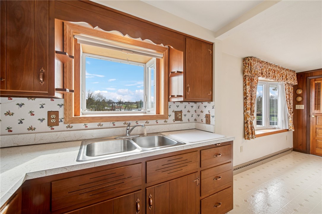 1144 West Laurel Circle