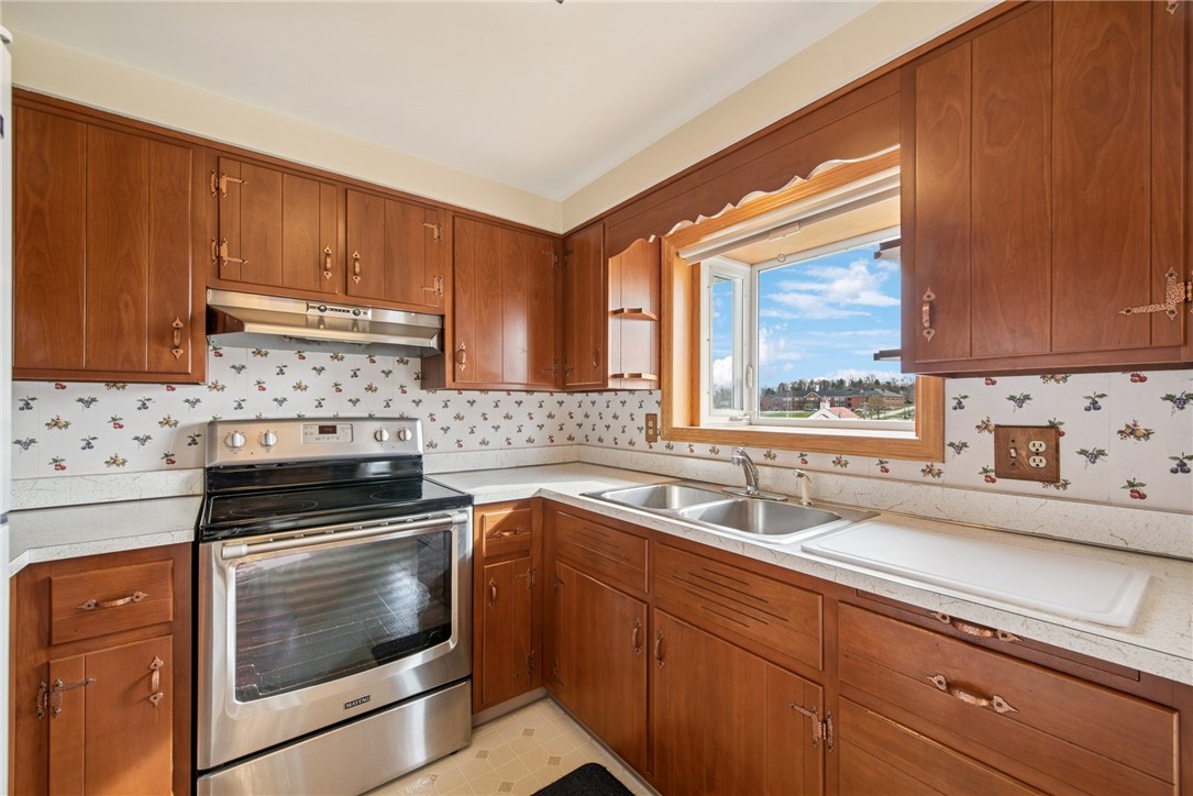 1144 West Laurel Circle