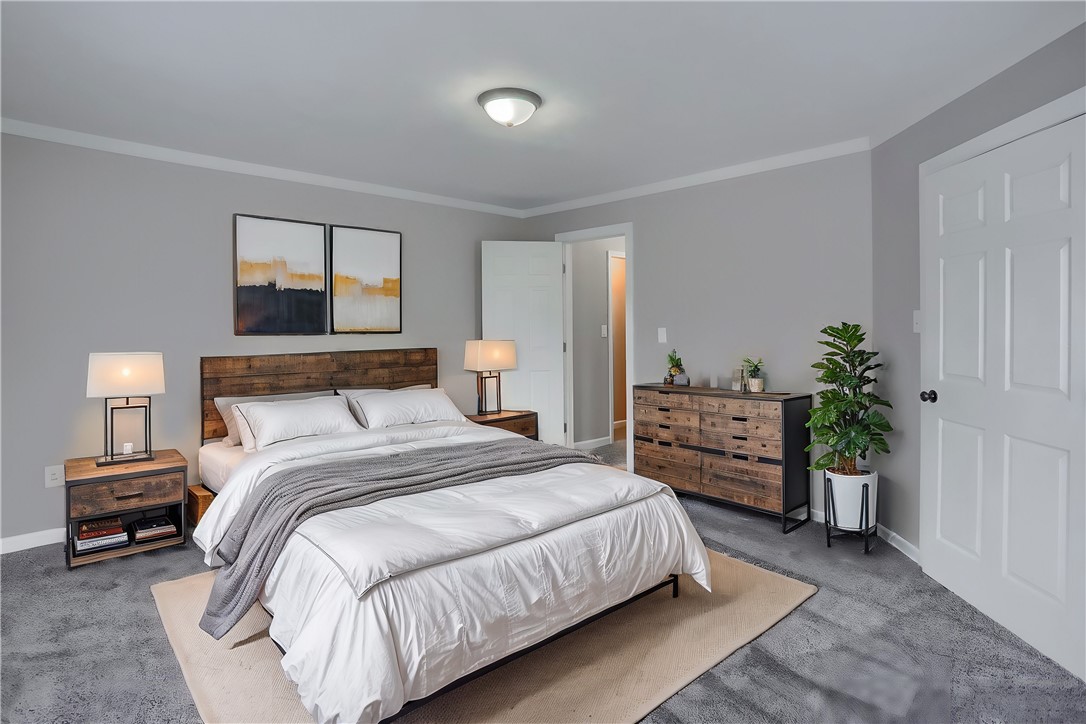 412 Martin St