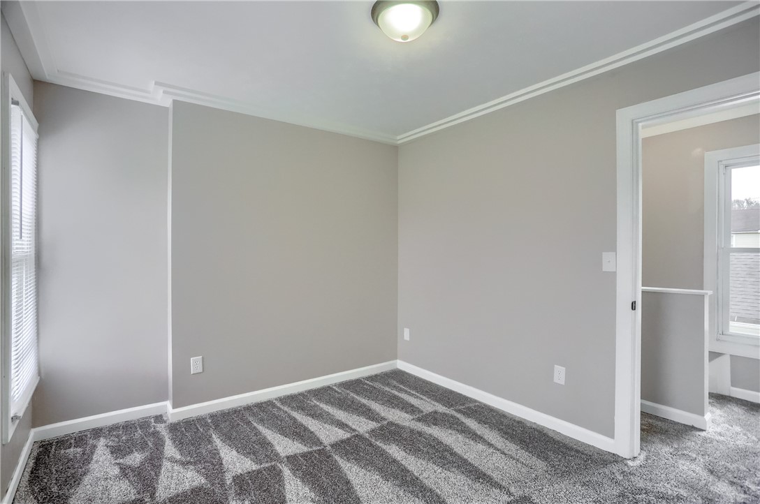 412 Martin St