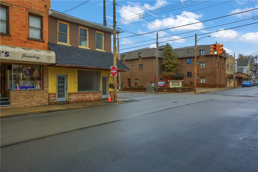 41 N Mercer St