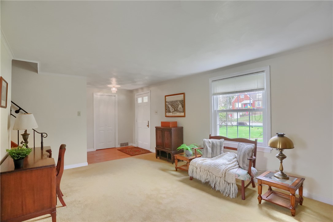 309 W Sutter