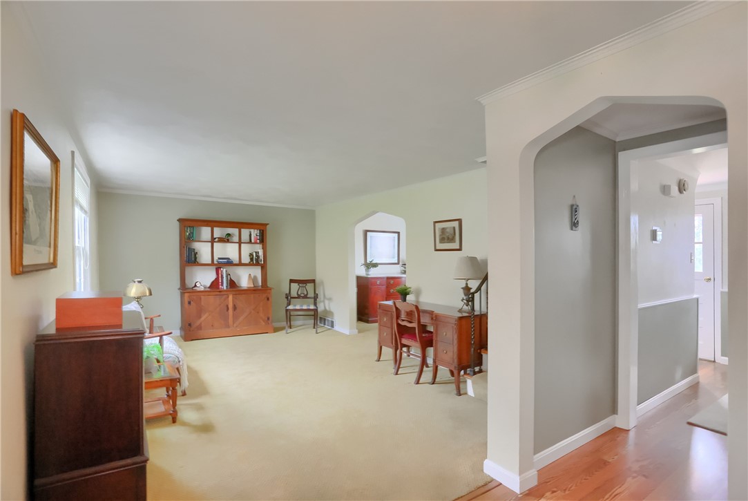 309 W Sutter