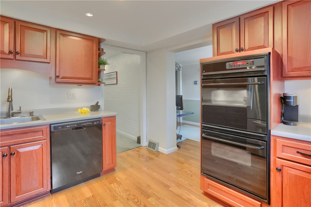 309 W Sutter