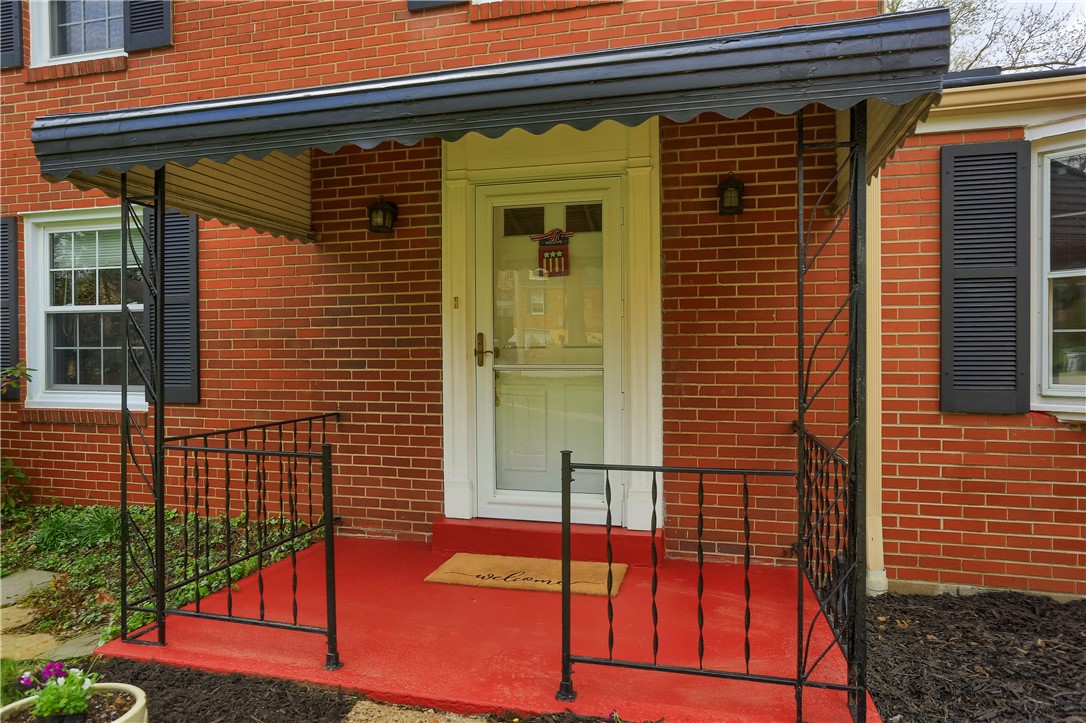 309 W Sutter