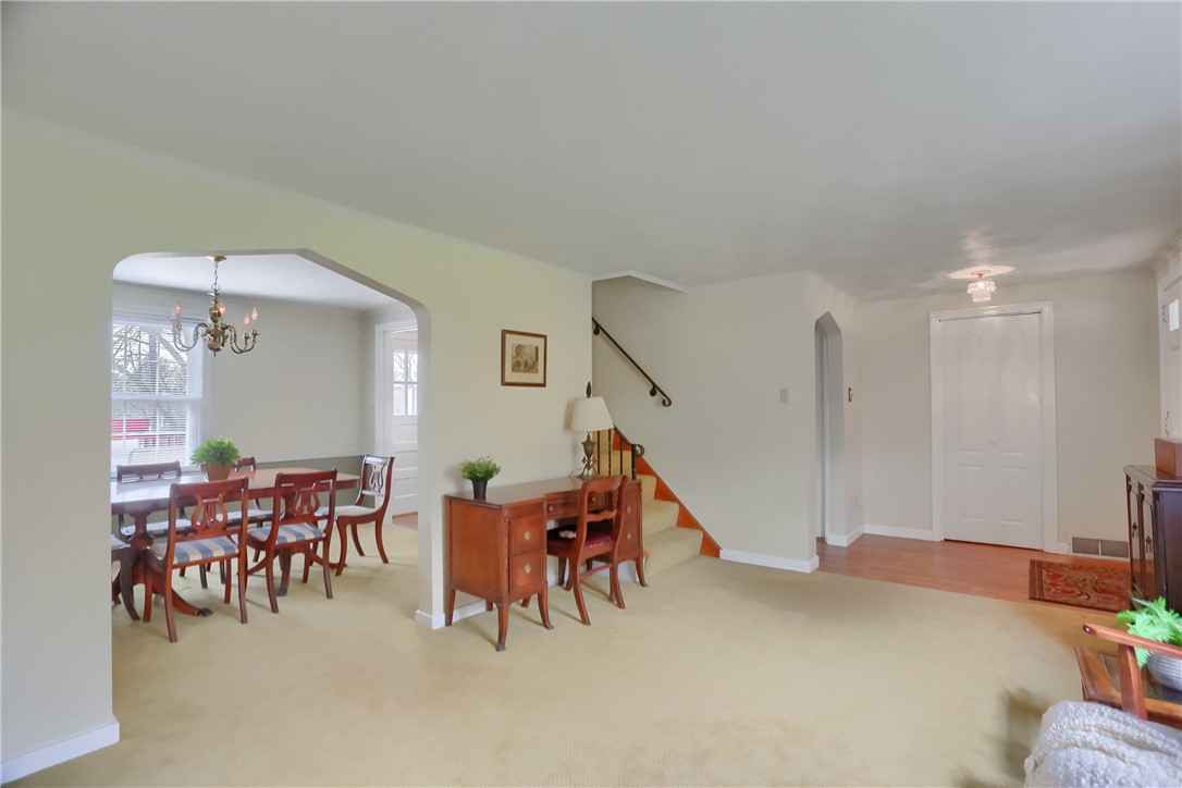 309 W Sutter