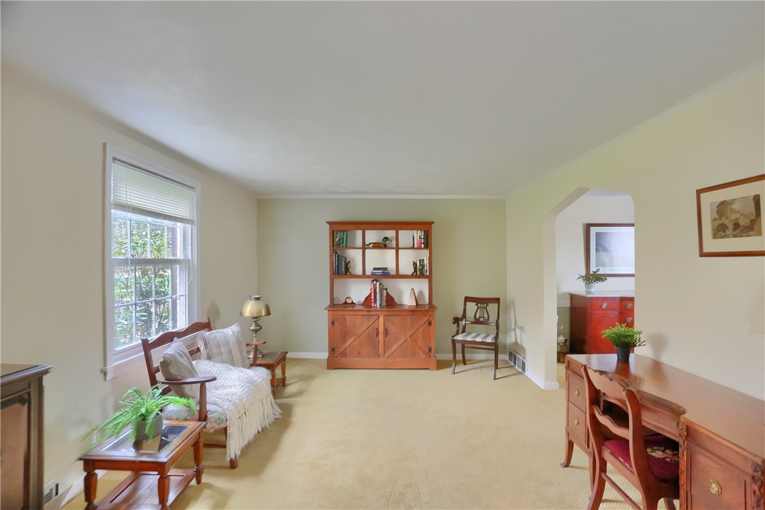 309 W Sutter