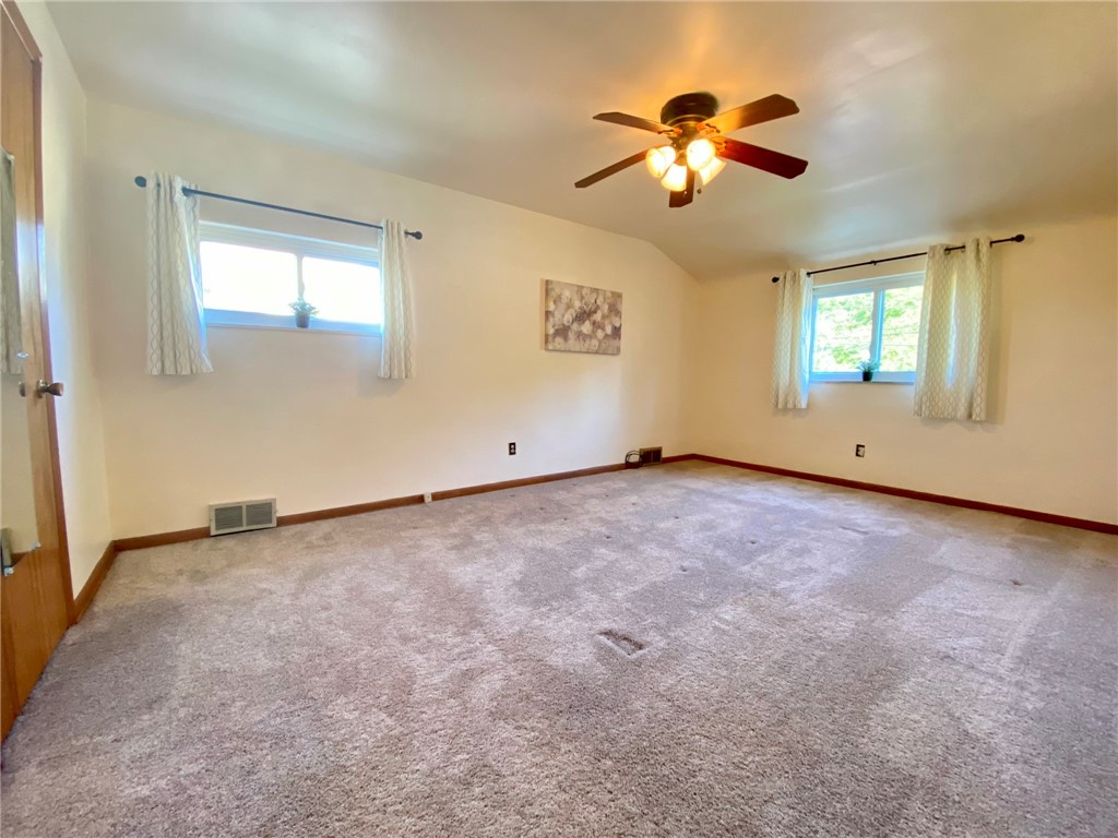 329 Gloria St