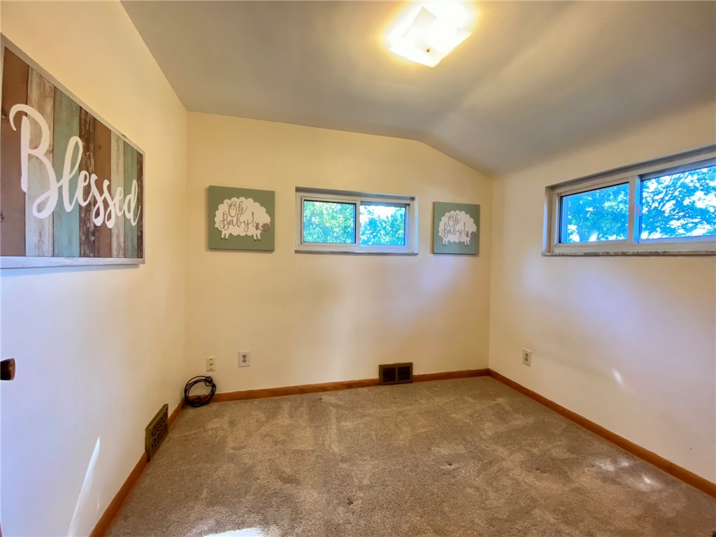 329 Gloria St