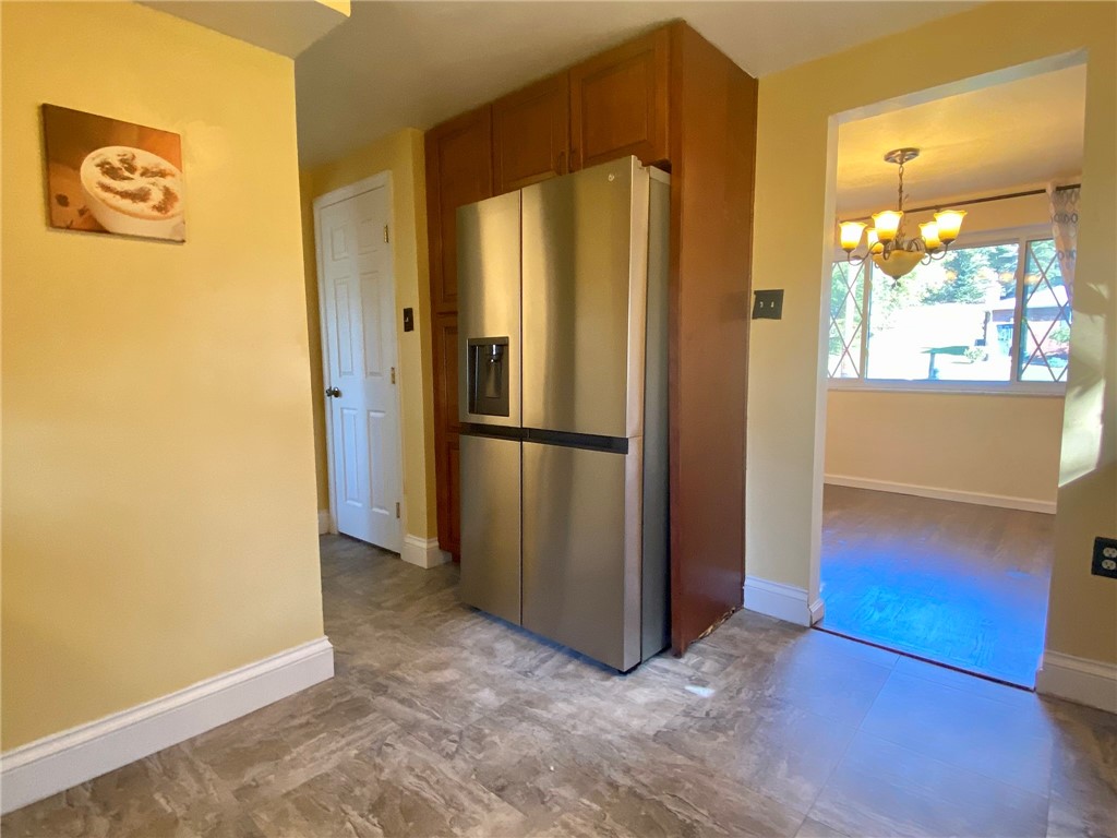 329 Gloria St