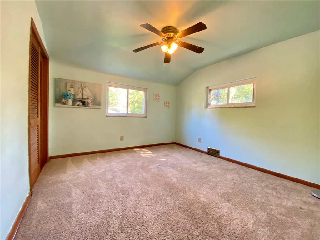 329 Gloria St