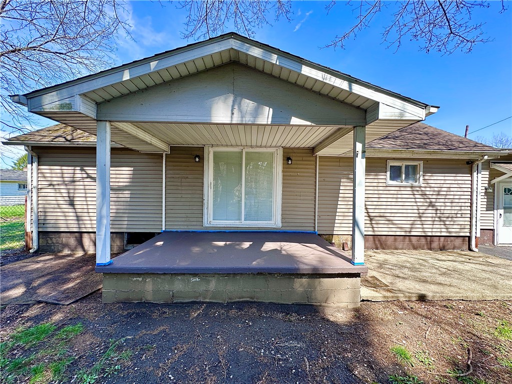 720 Overlook Dr