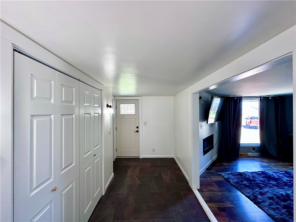 720 Overlook Dr