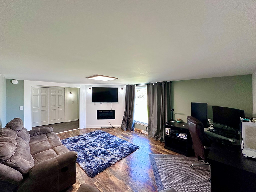 720 Overlook Dr