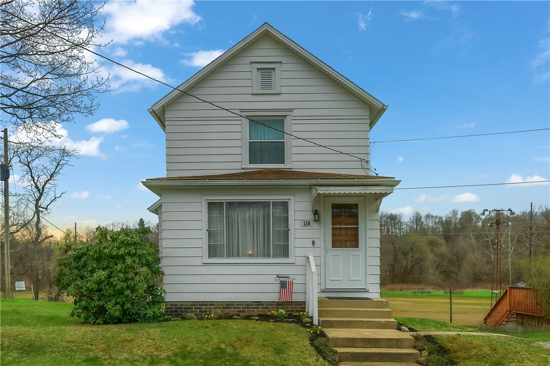 110 1st St