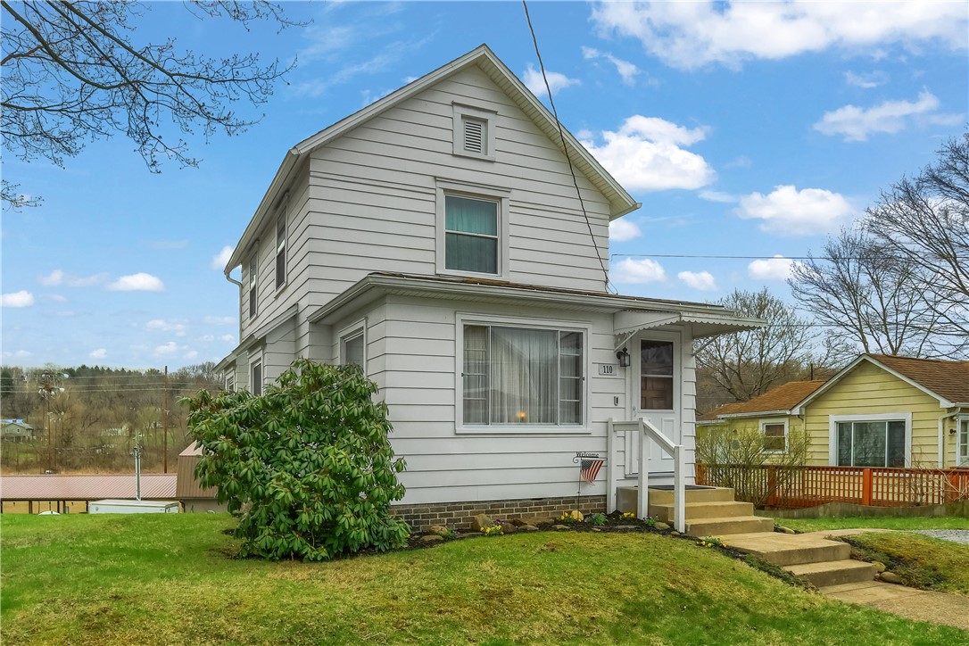 110 1st St