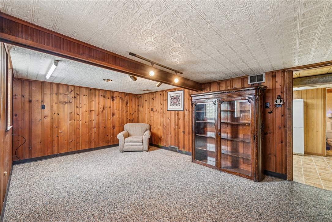 751 Brush Hill Rd