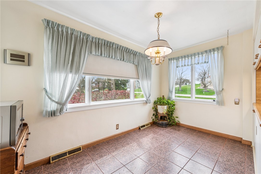751 Brush Hill Rd