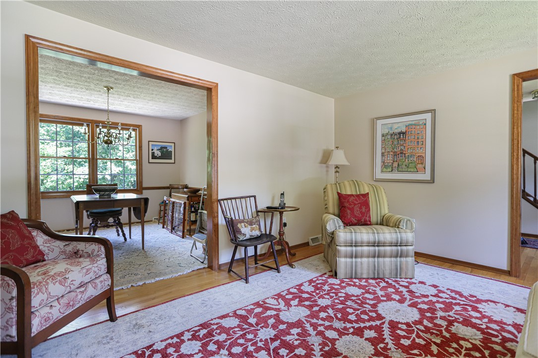 110 Hidden Valley Cir