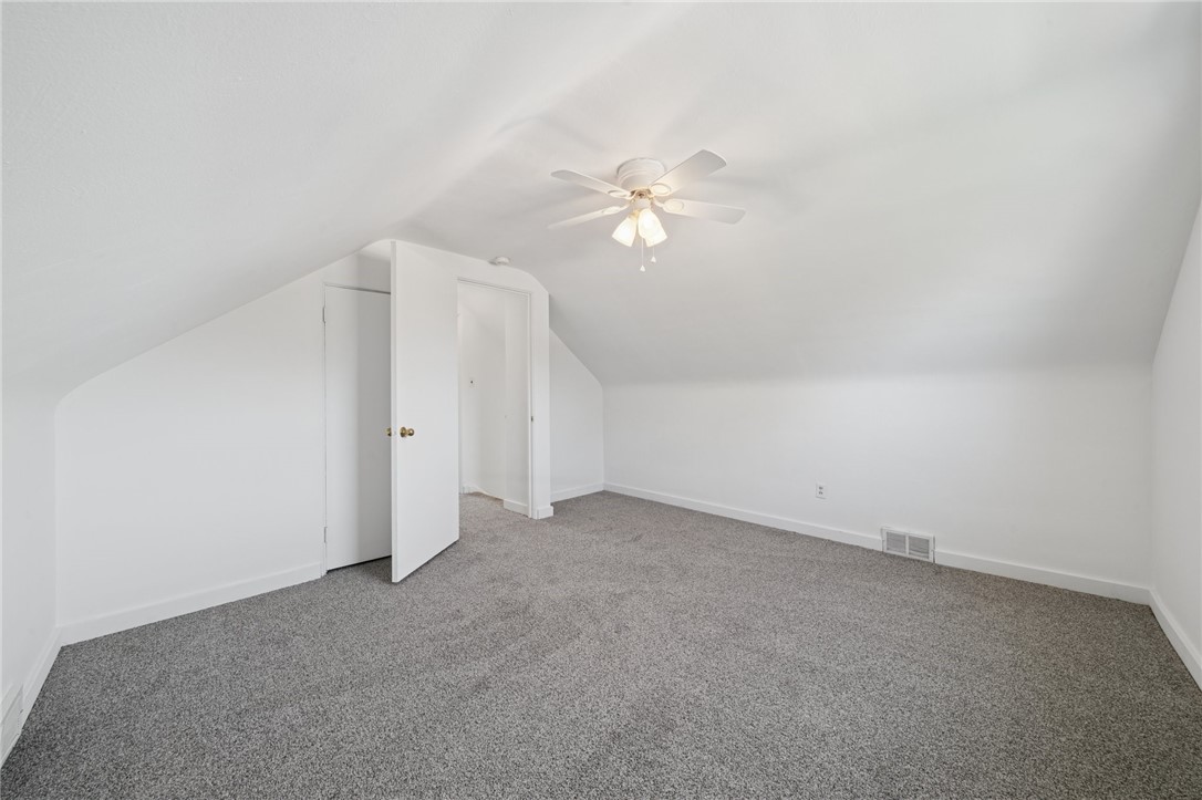 304 E Patty Ln