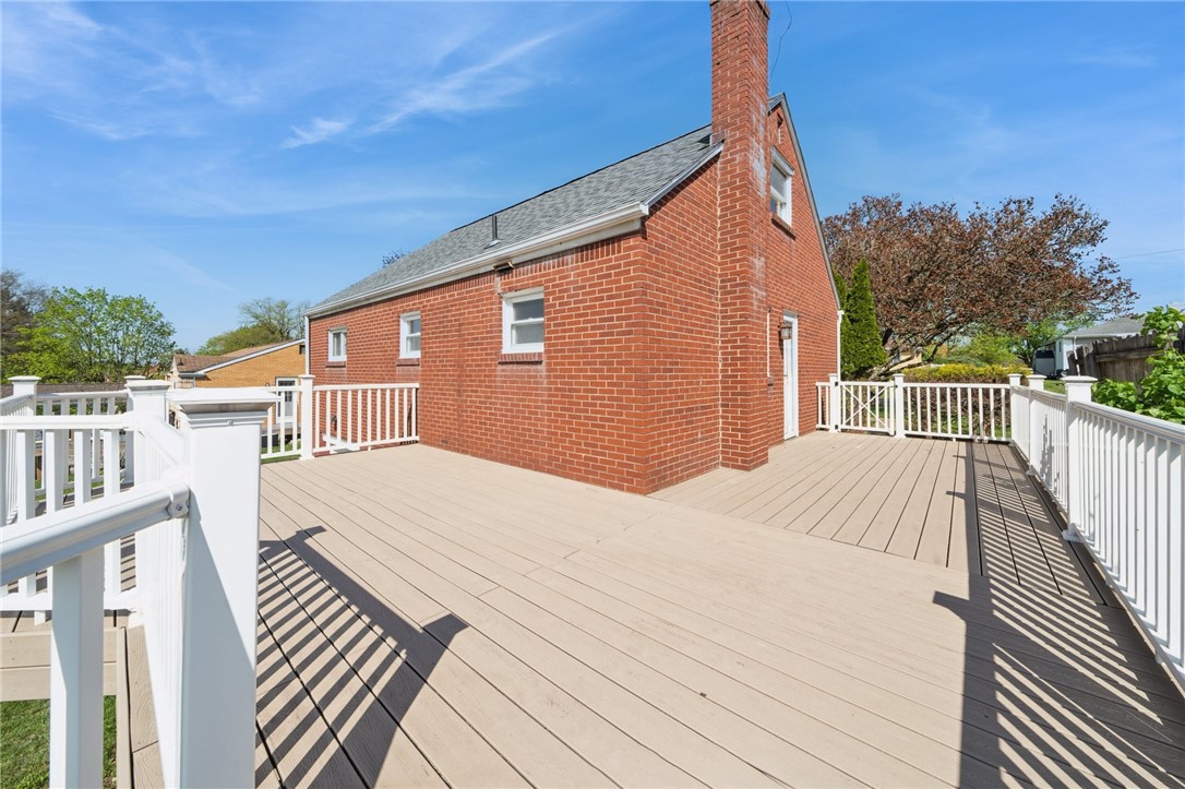 304 E Patty Ln