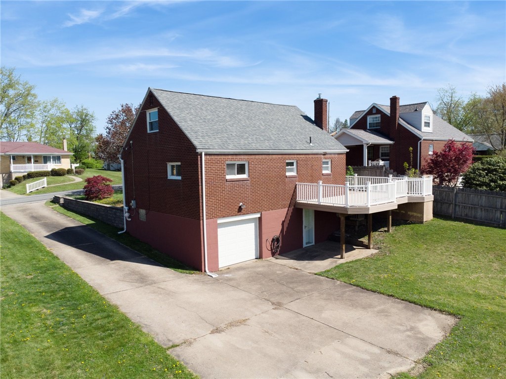 304 E Patty Ln