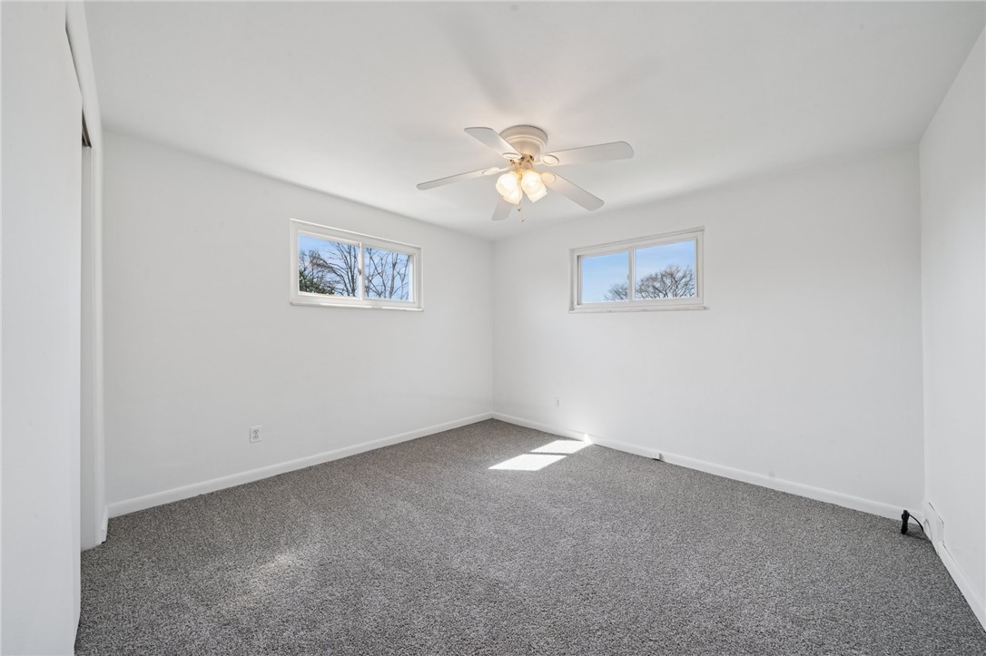 304 E Patty Ln