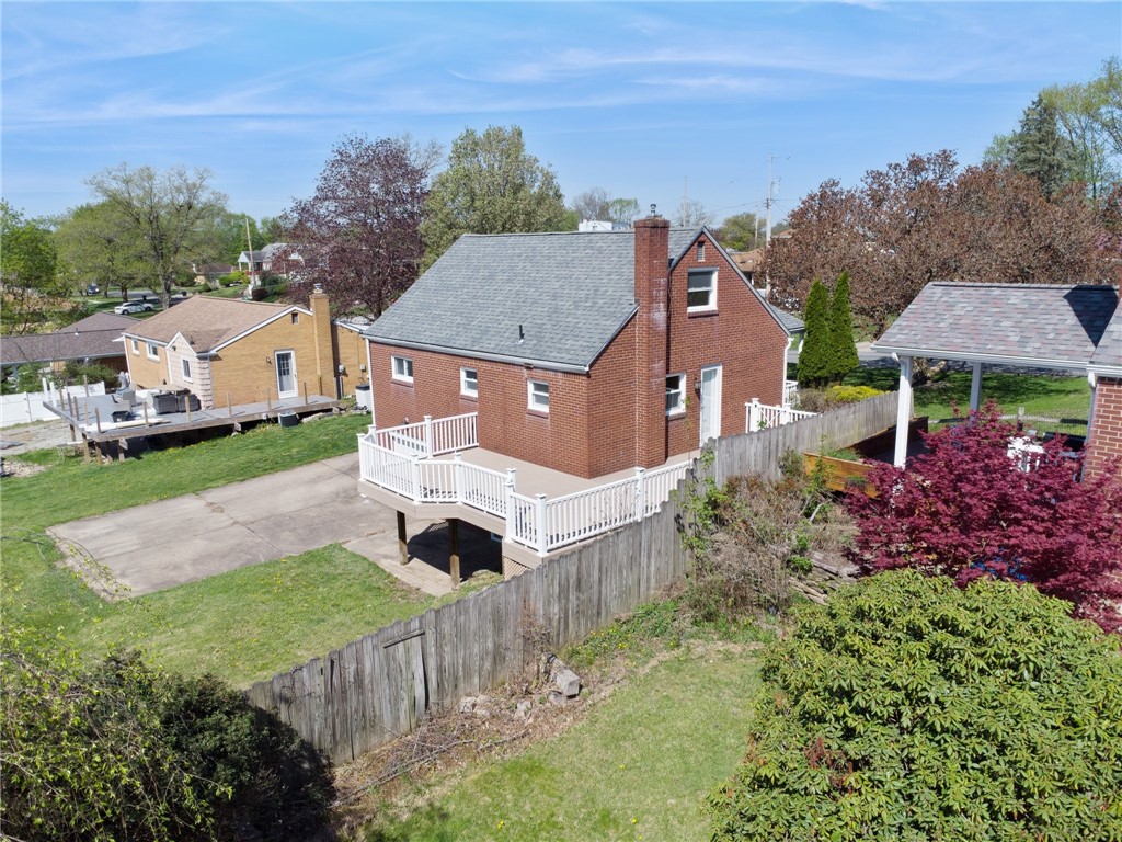304 E Patty Ln