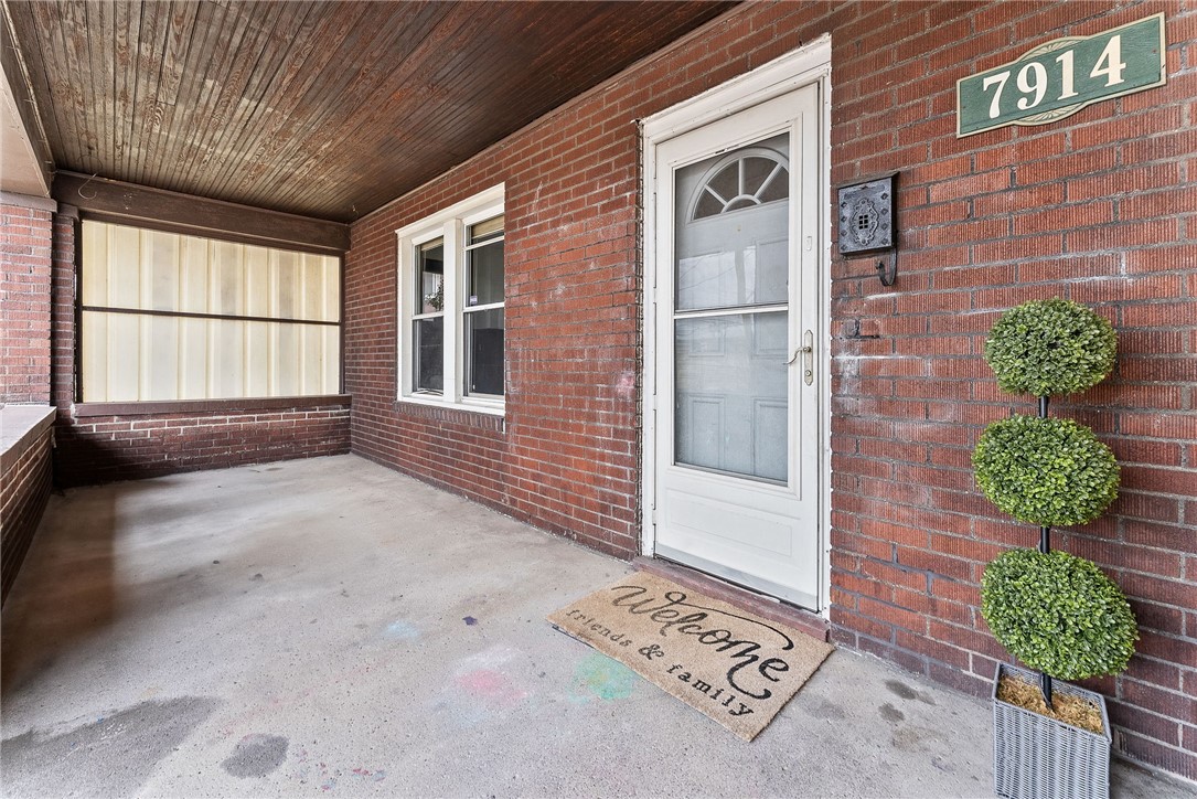 7914 Edgewood Ave