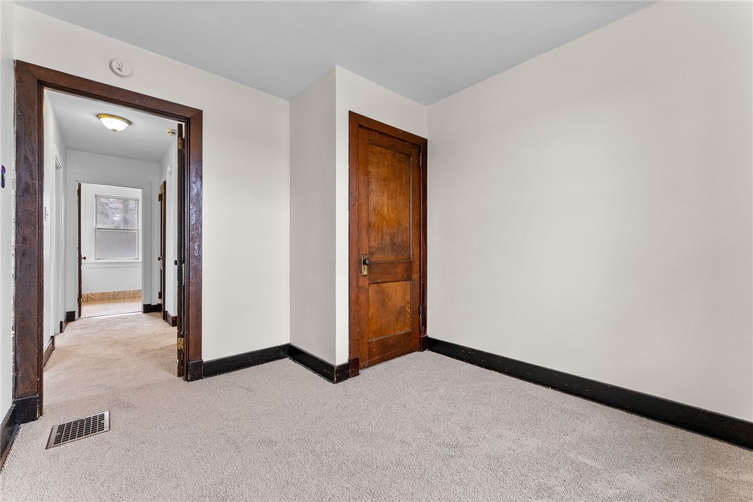7914 Edgewood Ave