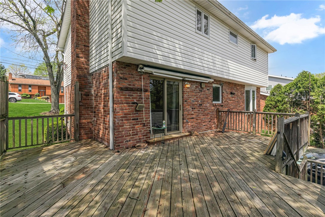 61 Norfolk Dr