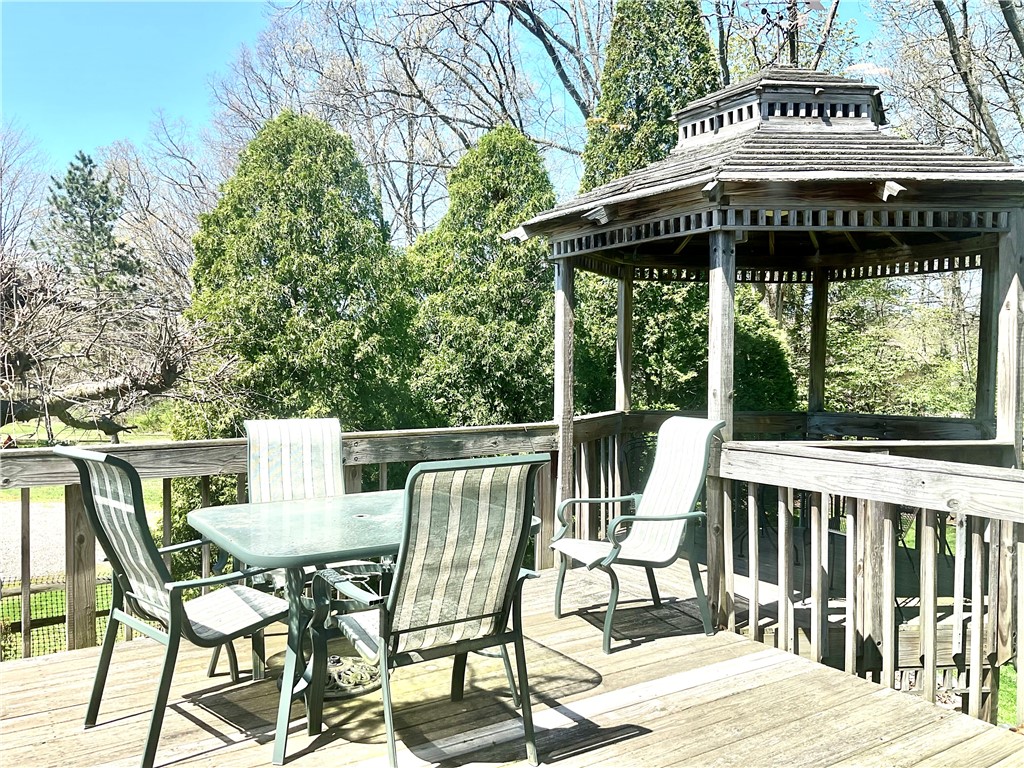 155 David Dr