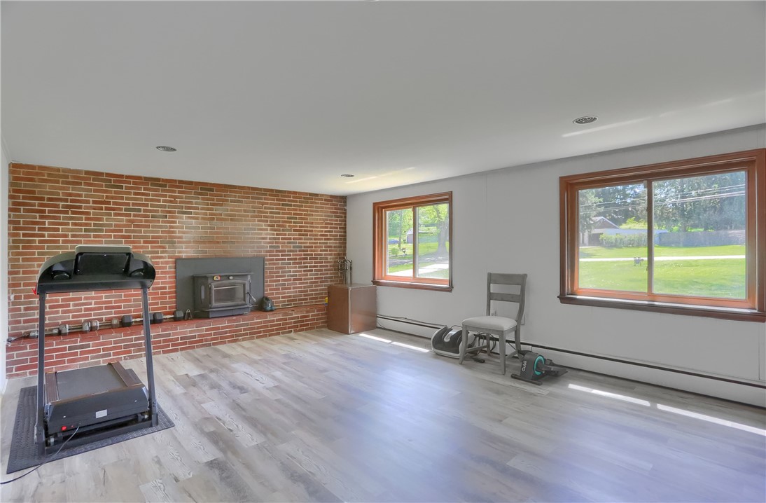 223 Springer Dr