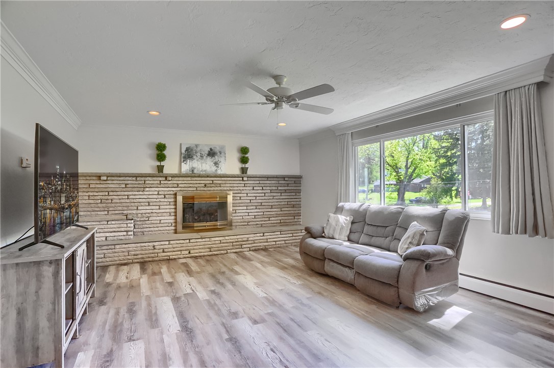 223 Springer Dr