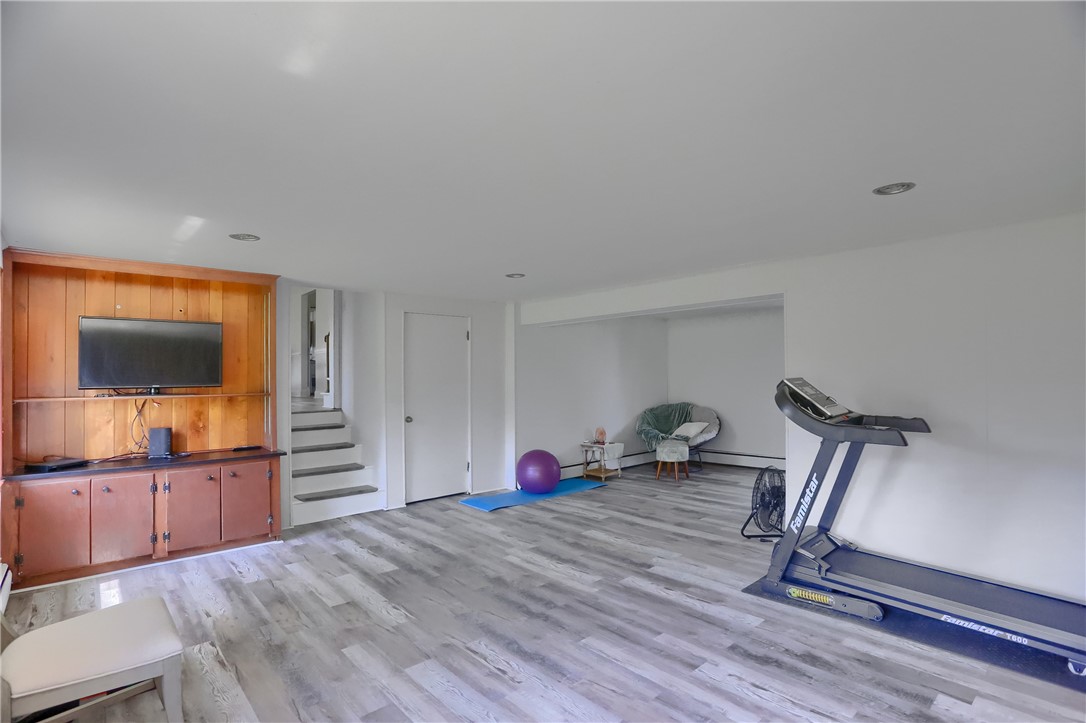 223 Springer Dr