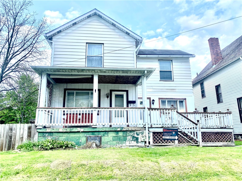 105 S Mulberry