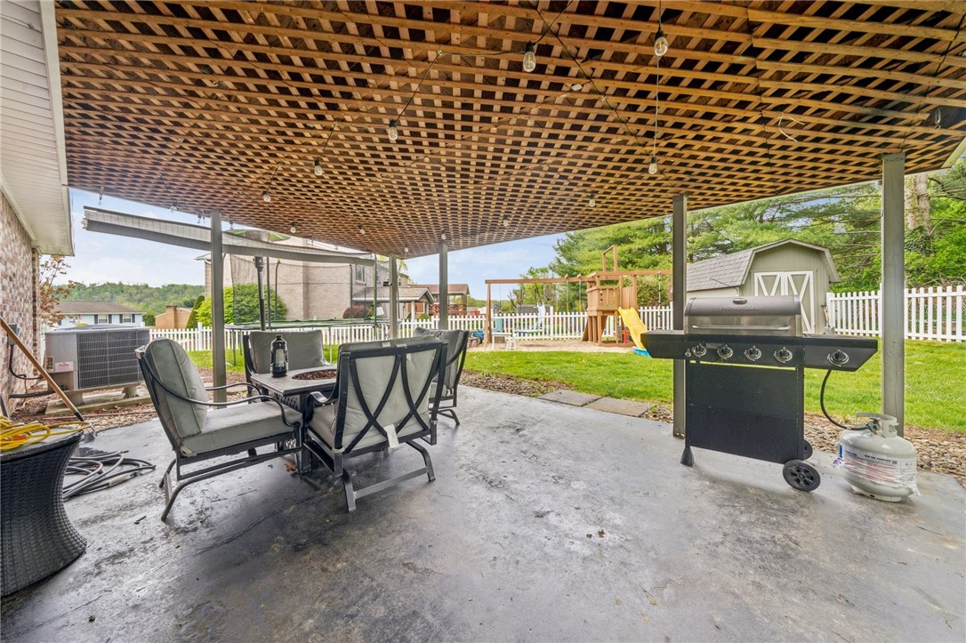 1 Fitch Ln