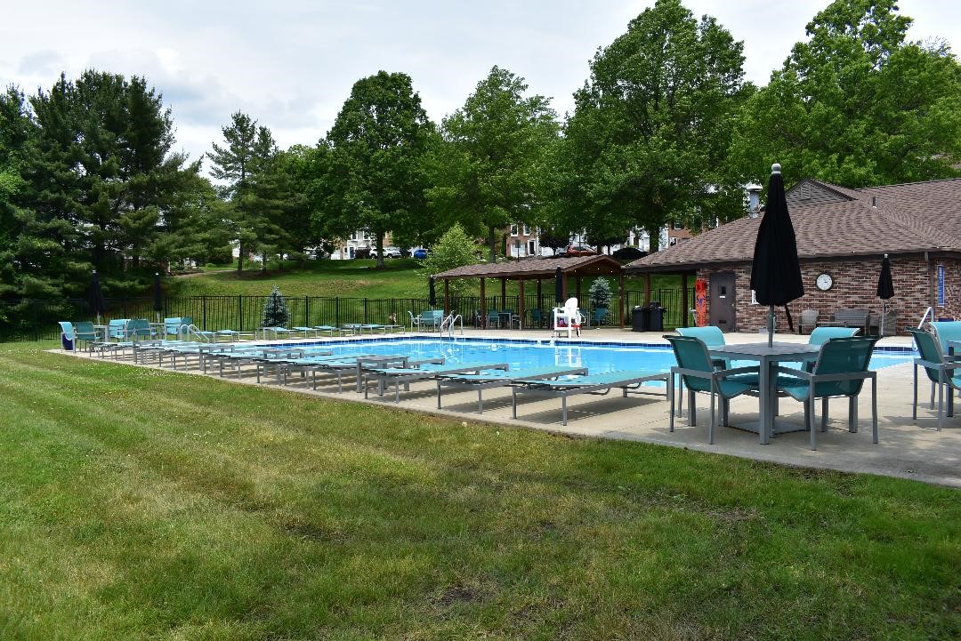 6217 Patrick Henry Dr