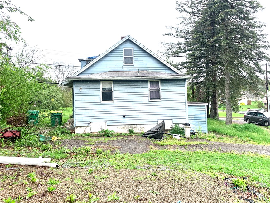 315 Whitestown Rd