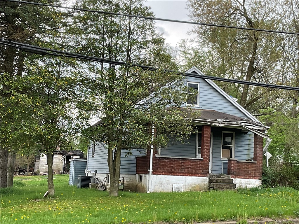 315 Whitestown Rd