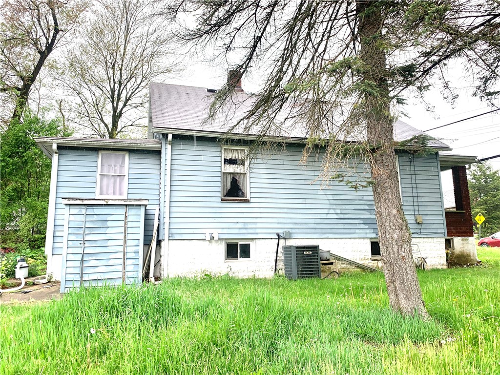 315 Whitestown Rd