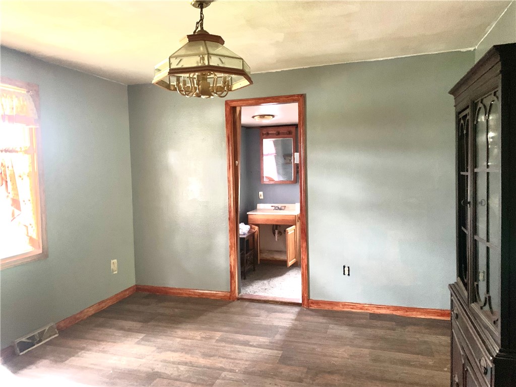 315 Whitestown Rd