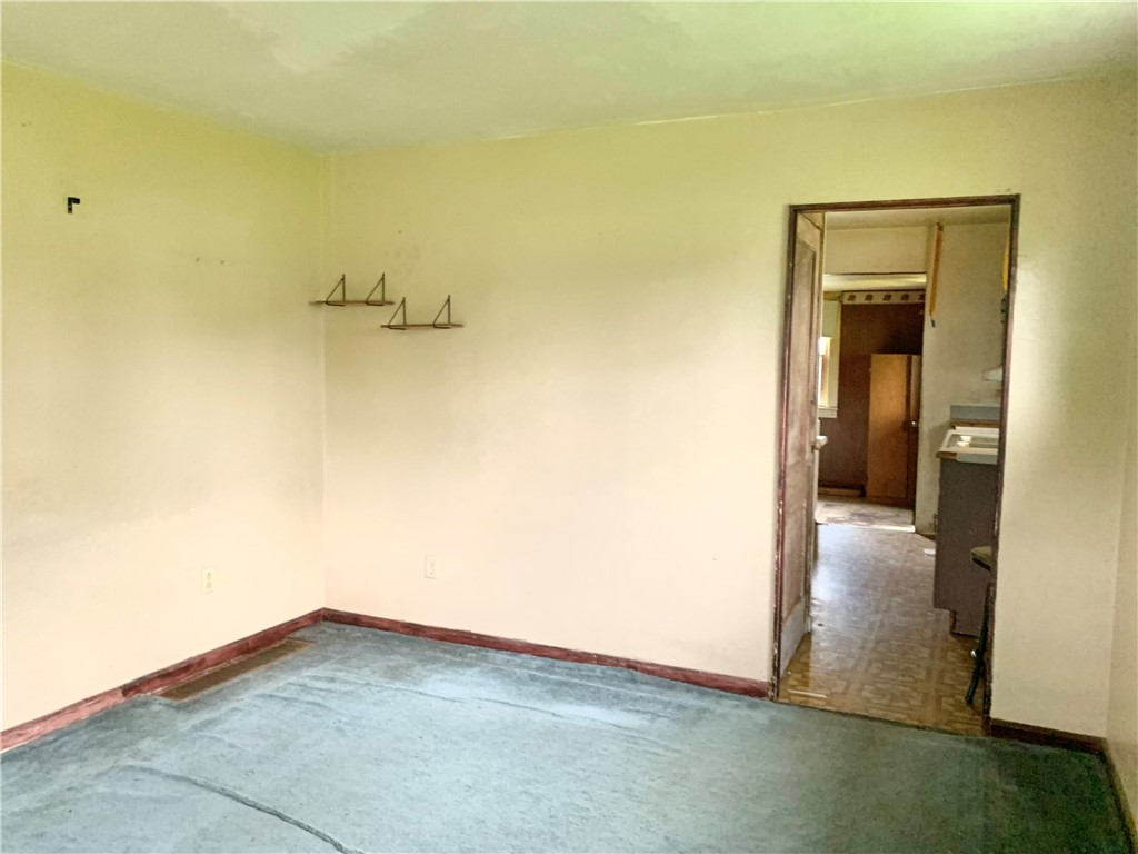 315 Whitestown Rd