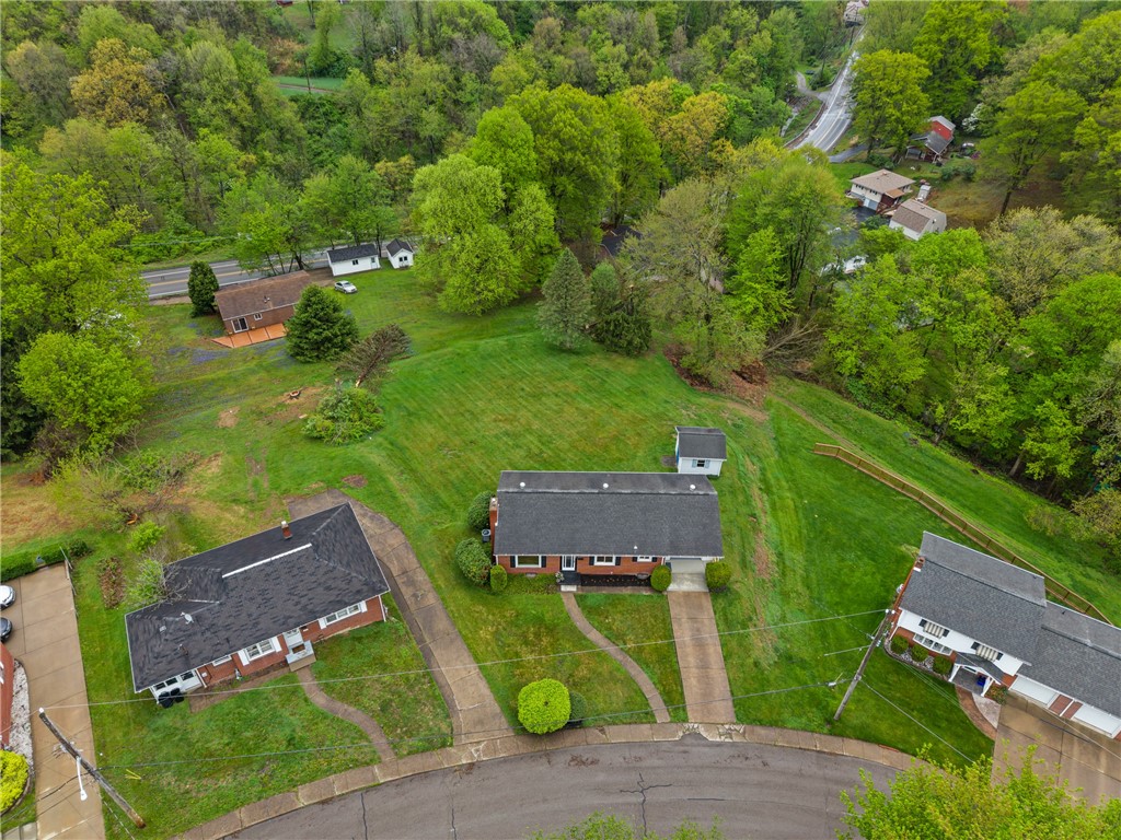 5032 Clifton Dr