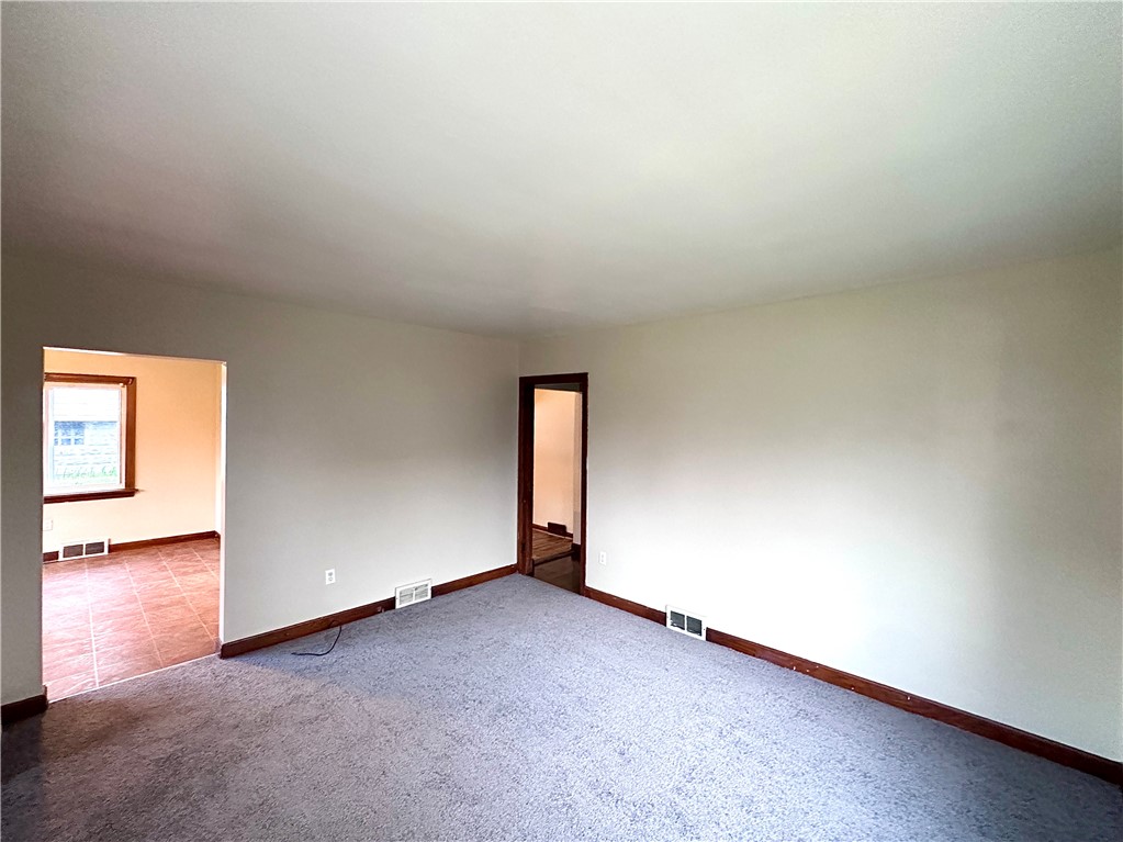 706 E Long Ave