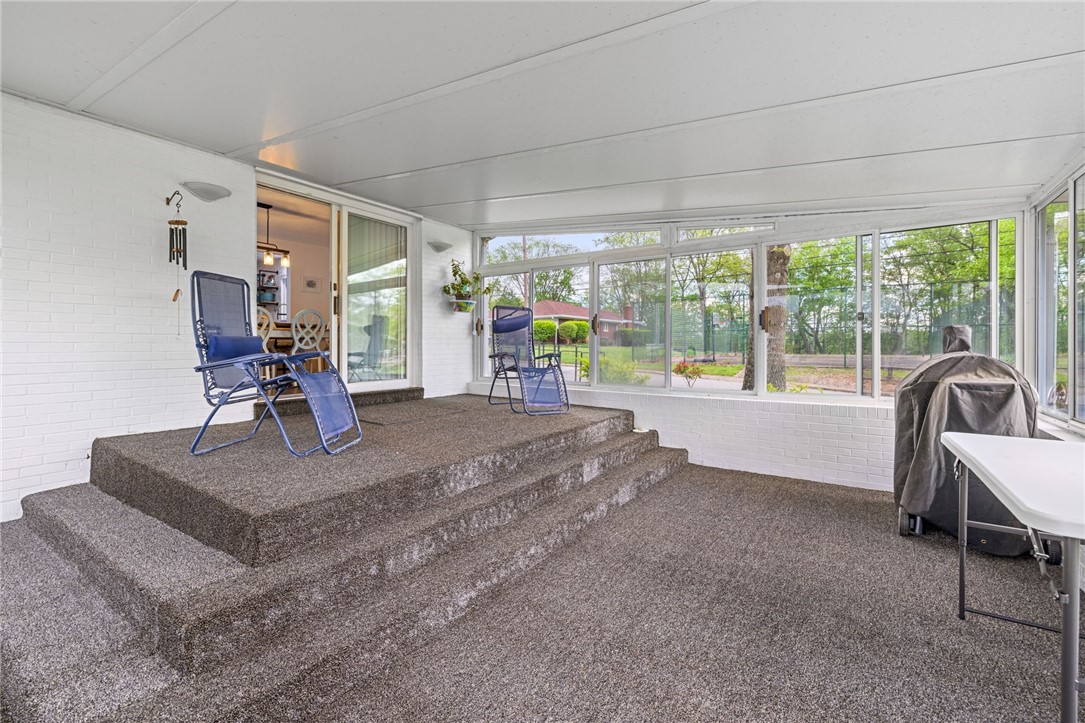 216 Diane Dr