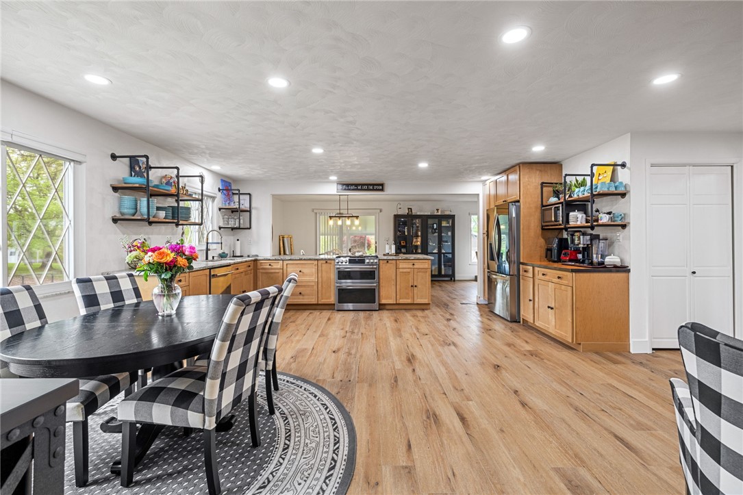 216 Diane Dr